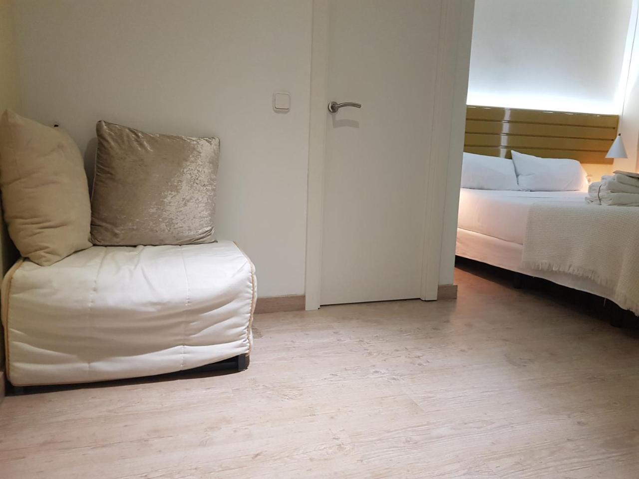 Hotel Le Petit Palü-Fuencarral à Madrid Extérieur photo